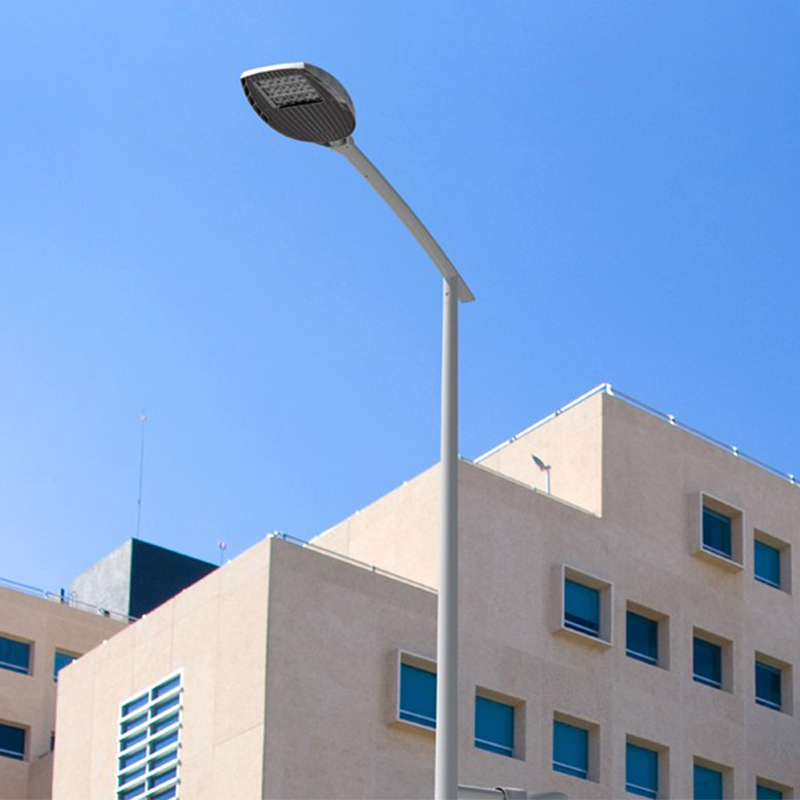 Feuerverzinkter Lichtmast